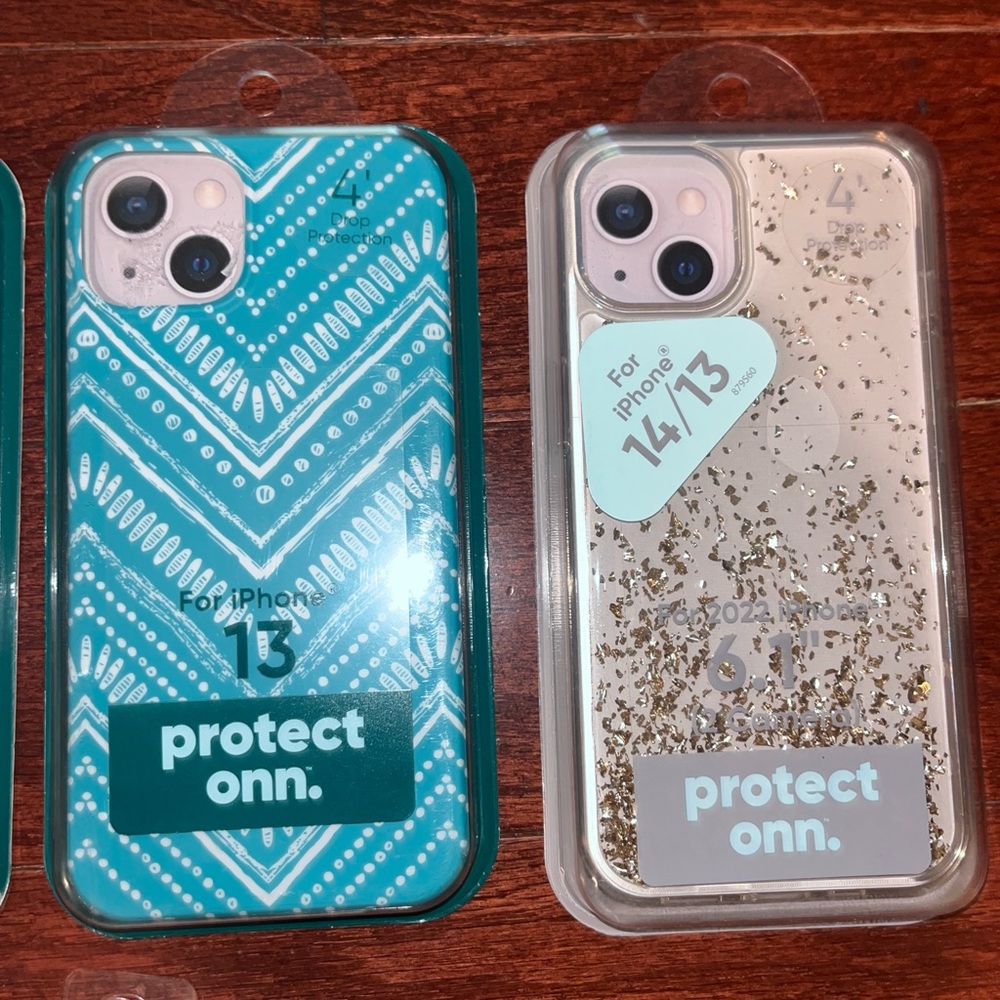NWT- BUNDLE OF iPhone 13 Cases - Picture 3 of 9